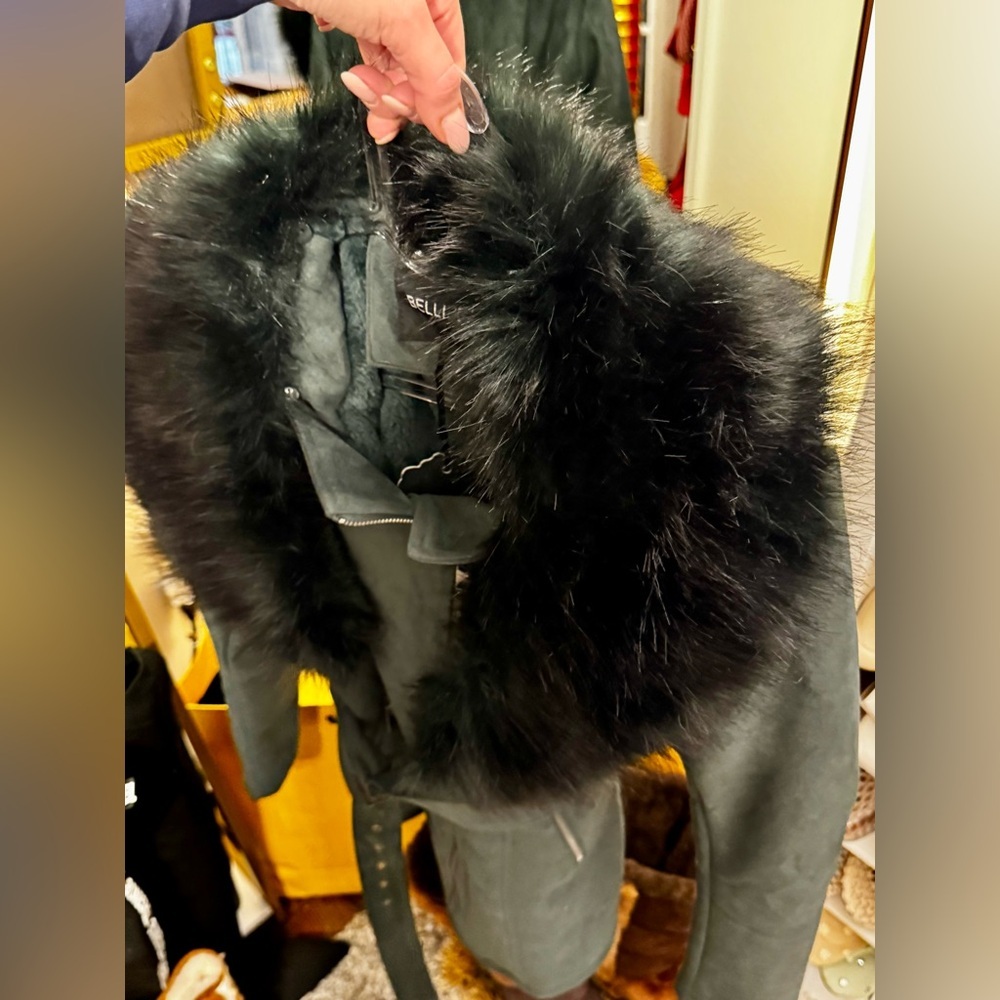 🌚▫️ Riviera Black Suede Trench Coat with Faux Fur Collar ▫️🌚 - Picture 6 of 6